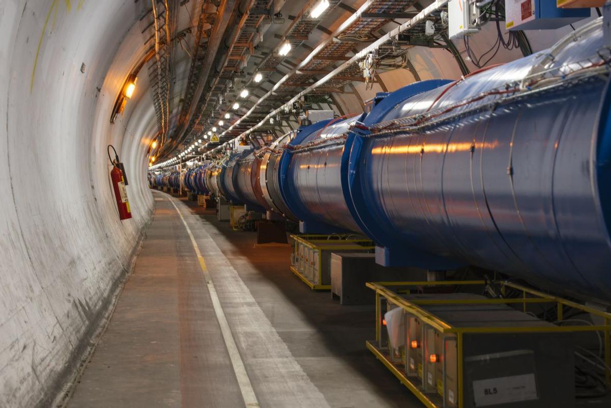 El Gran Colisionador de Hadrones vuelve en 2022.
