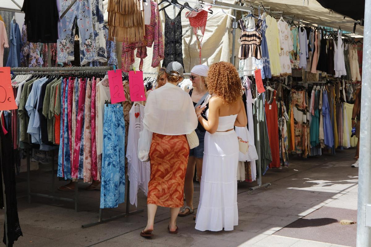 Bummeln, probieren, entdecken: So lebendig ist der Wochenmarkt von Andratx Bummeln, probieren, entdecken: So lebendig ist der Wochenmarkt von Andratx