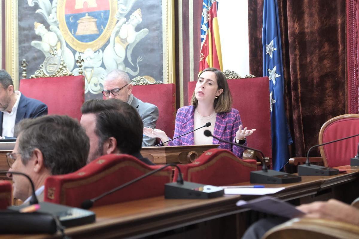 Esther Díez, en un instante de la sesión plenaria