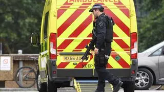 Terror en el metro de Londres: un hombre apuñala a varias personas con una espada