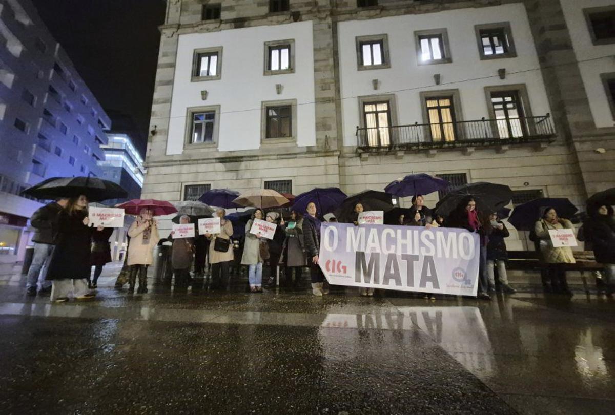 Concentración por el crimen de Mos | GUSTAVO SANTOS