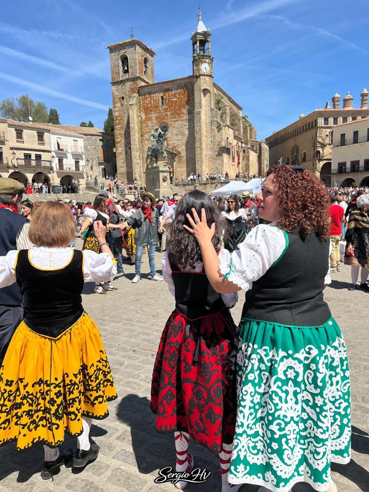 Fotogalería | Trujillo vuelve a entregarse al Chíviri