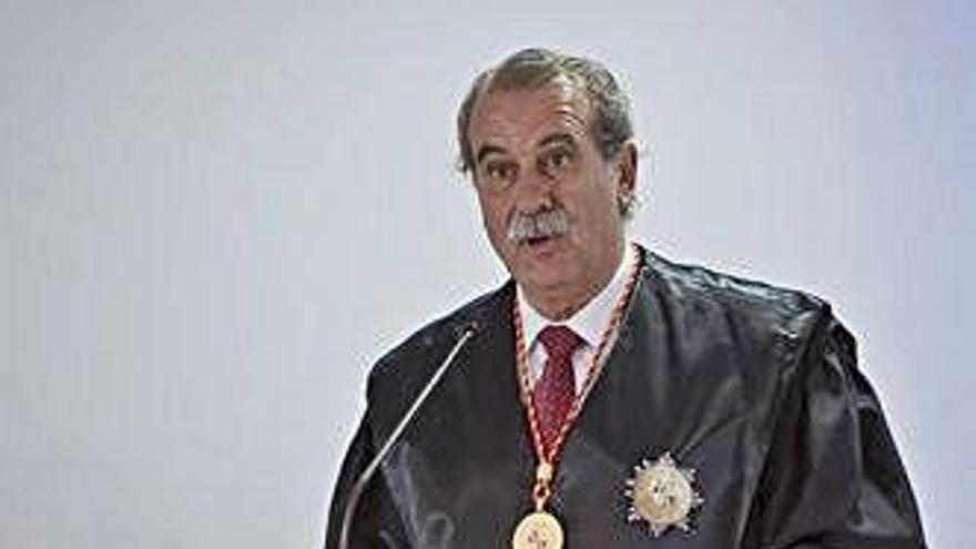 Agustín Sánchez de Vega, presidente del Tribunal y del Consultivo.