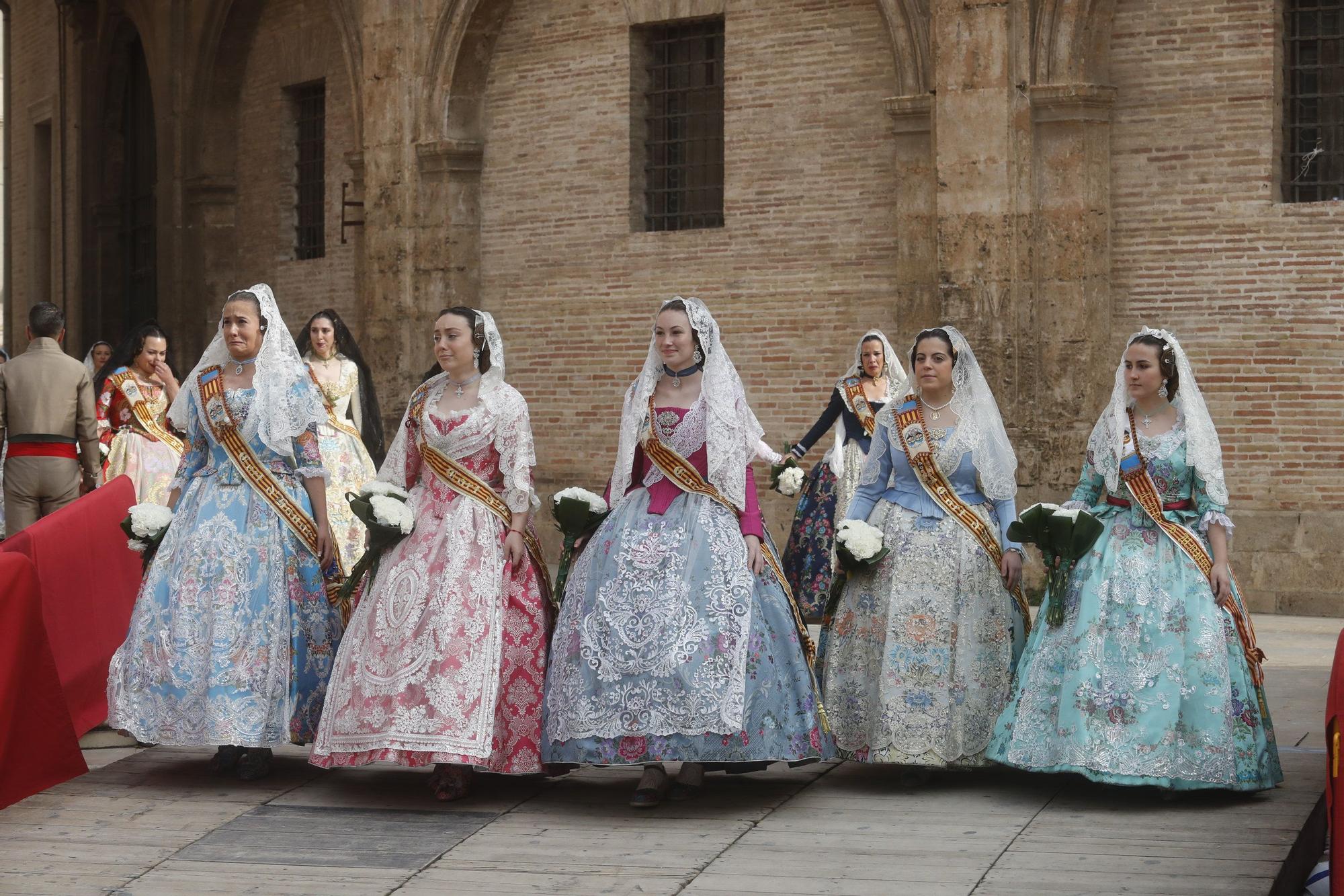 Búscate en el segundo día de ofrenda por la calle de la Paz (entre las 15:30 a las 17:00 horas)