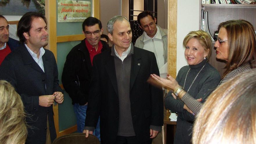 Robert Prevost, ahora León XIV, en su visita al colegio San Agustín de Madrid en el año 2010.