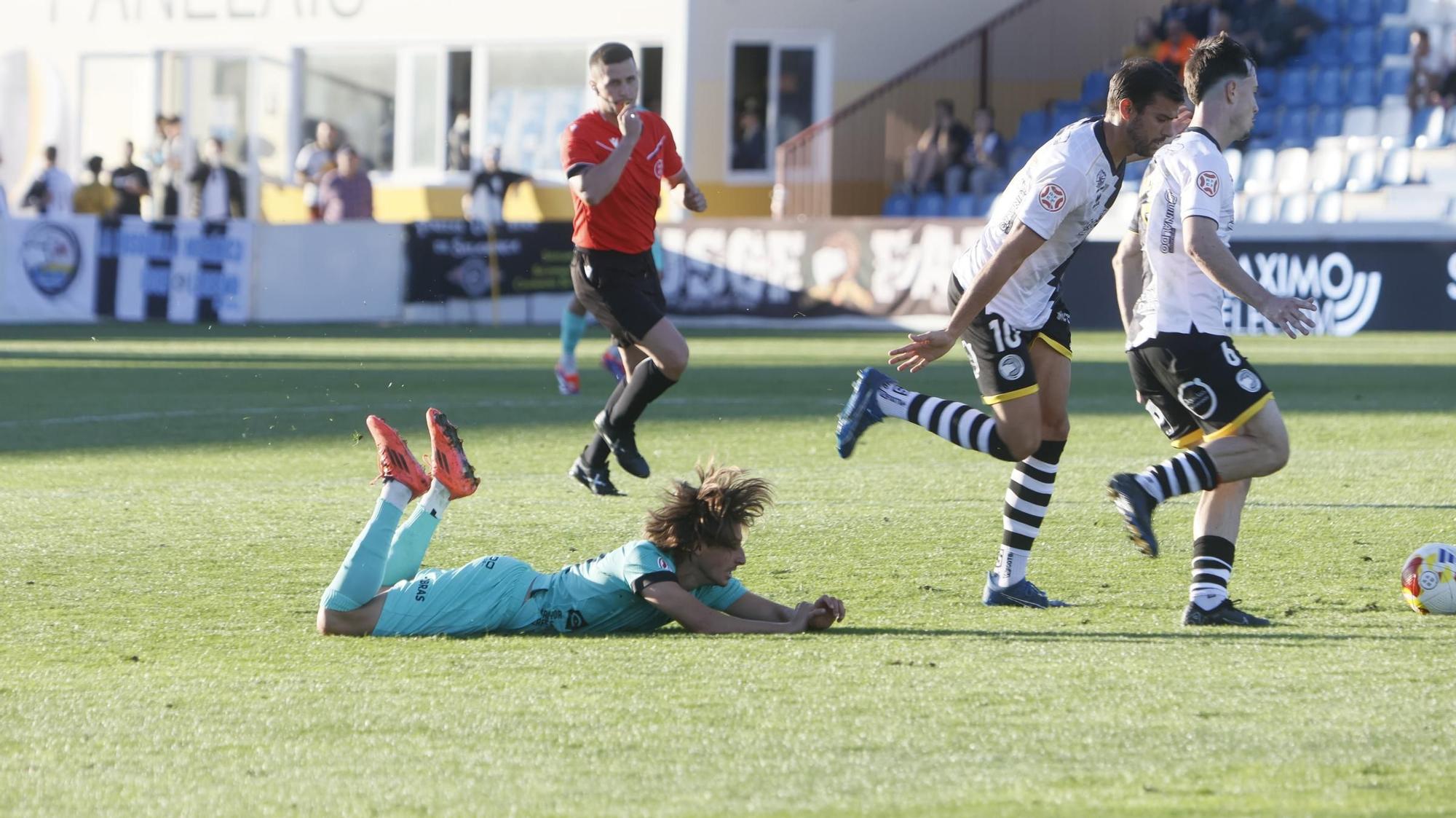FOTOGALERÍA: Las imágenes de la derrota del Mérida en Salamanca (2-0)