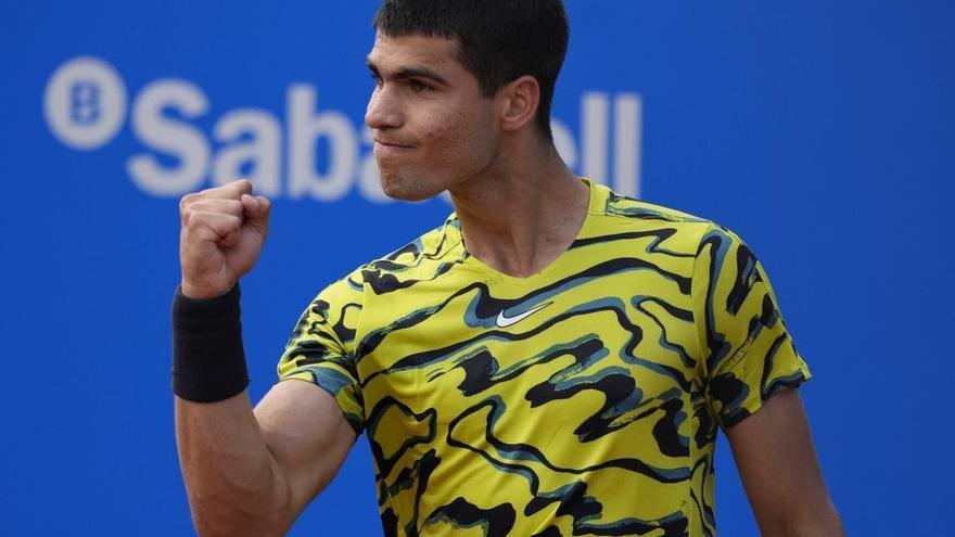 Alcaraz y Tsitsipas jugarán la final soñada en Barcelona