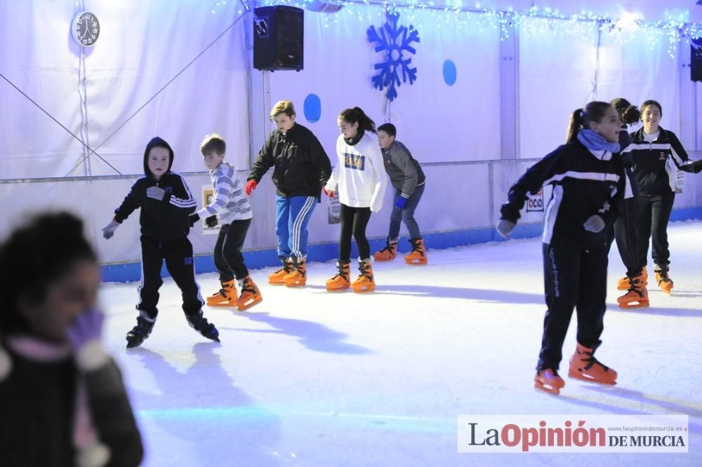 ¡Ya es Navidad en Murcia! Con pista de hielo inclu