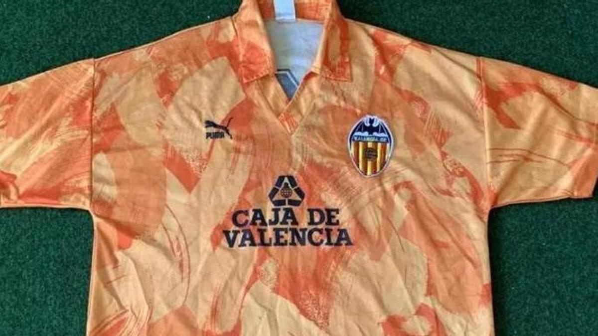 camiseta valencia 91-92 / SD