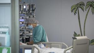 La fiscalia demana interrogar els metges que van atendre el nadó maltractat