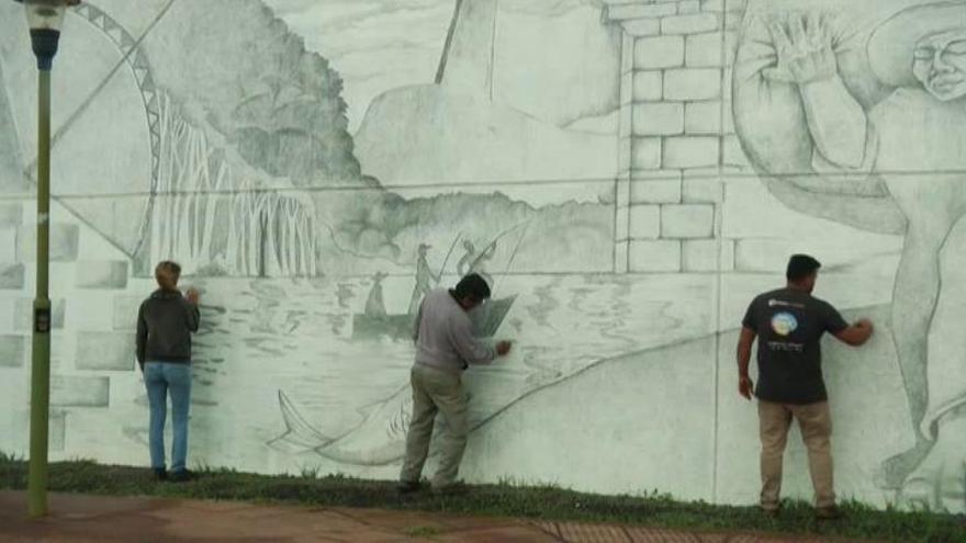 Este es el mural más grande del mundo dibujado a lápiz