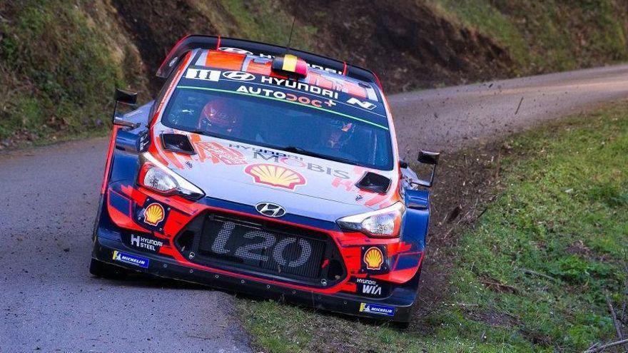 Neuville gana  en Córcega con el Hyundai i20C y se sitúa 1º del WRC