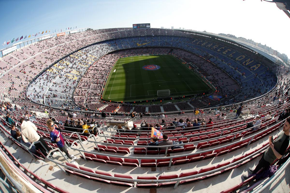 Vista del camp Nou durante el partido Barcelona-Atlético.