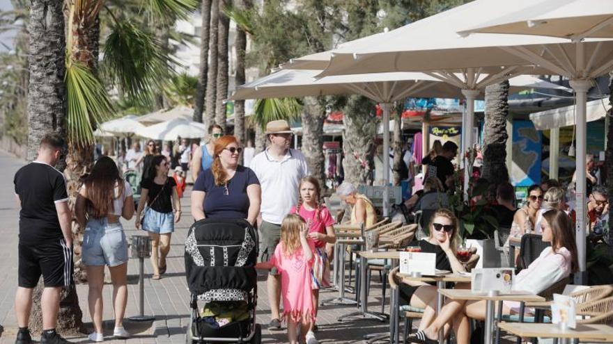 Los turistas se dejaron en Baleares más dinero que nunca durante  2022