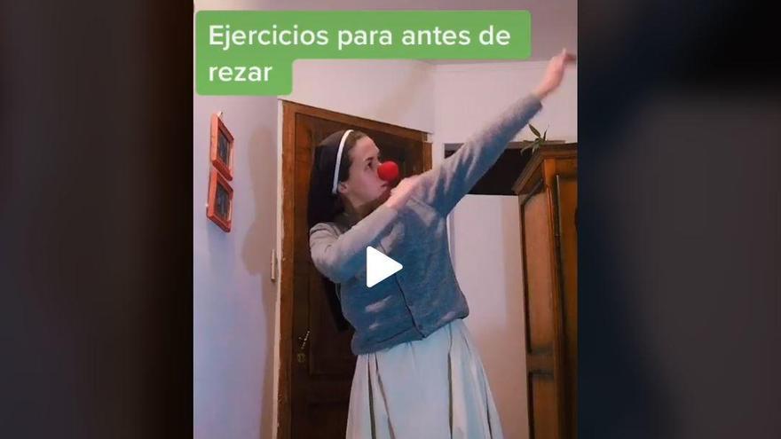 Los vídeos de la monja Josefina en TikTok se han hecho virales en internet.