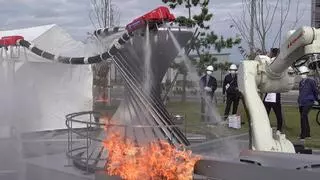 Este es el ‘dragón bombero’, un robot que apaga fuego desde el aire