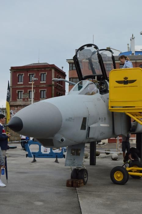 Aviones del festival aéreo de Gijón