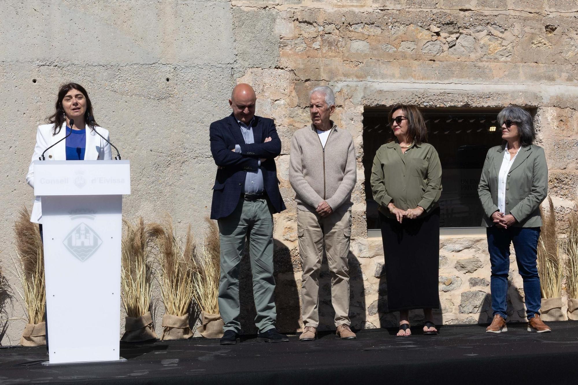 Apertura del Yacimiento Fenicio de Sa Caleta