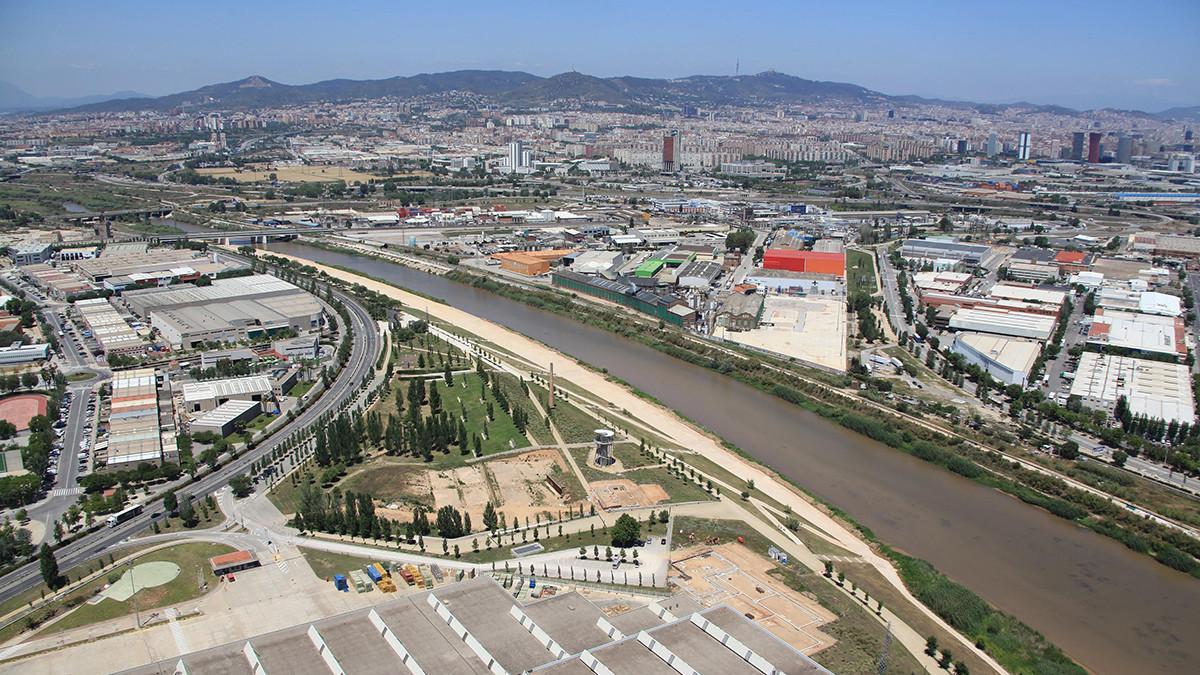 La UPC estudia desde Terrassa el tratamiento de las aguas residuales industriales. 