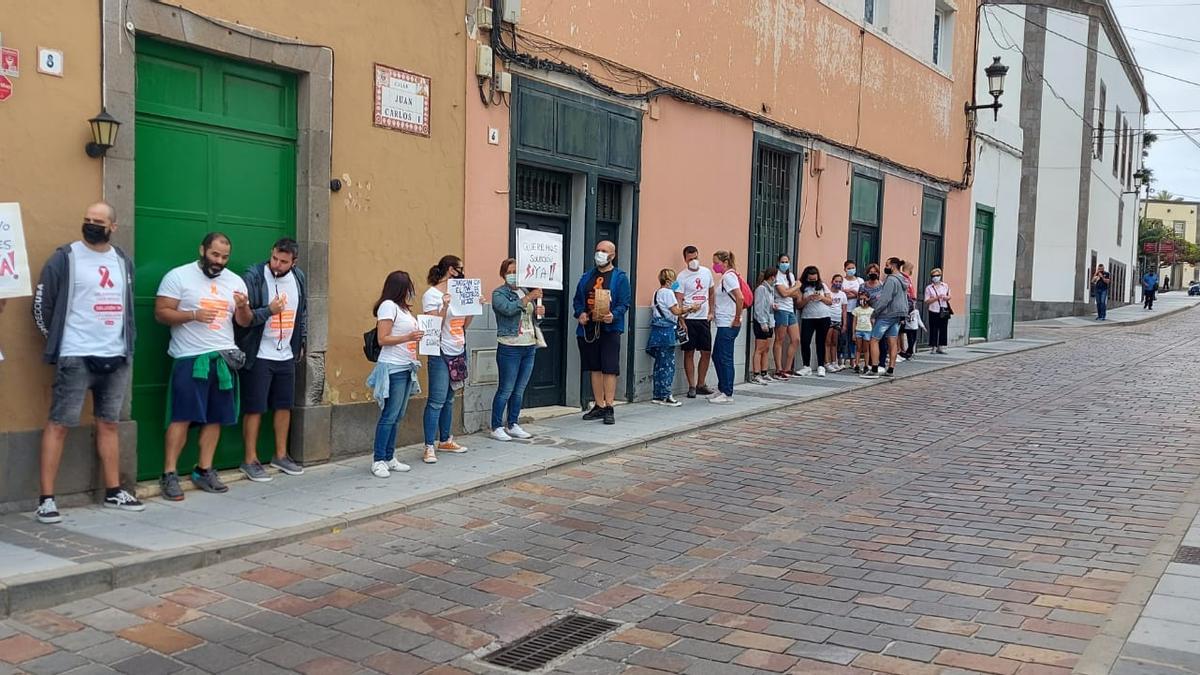 Trabajadores del Paco Artiles manifestándose en San Juan