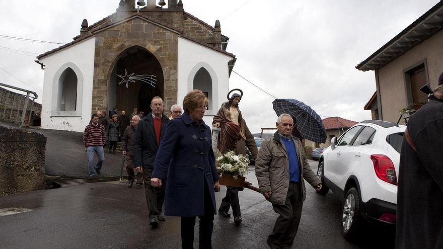 Chocolotada, teatro y procesión para celebrar Santa Barbára en Cocañín