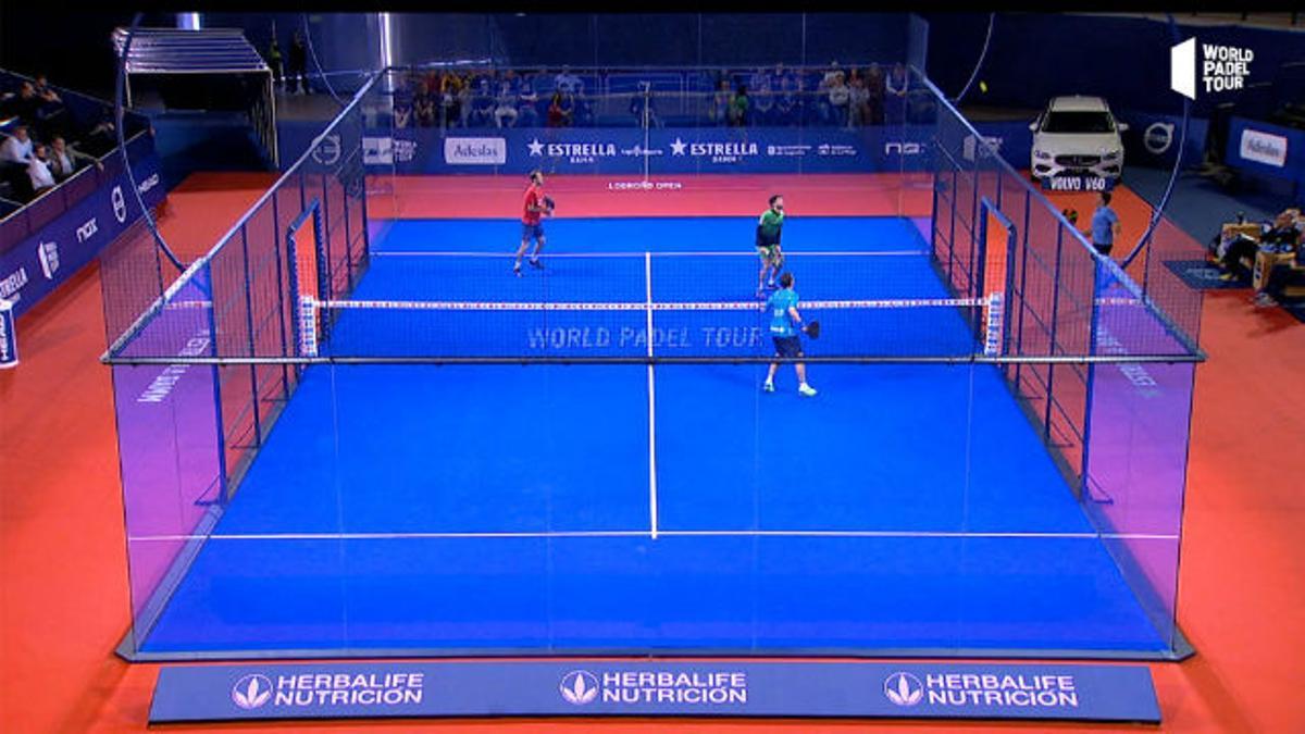 ¡Espectacular! Doble salida de pista de Juan Lebrón y Paquito Navarro, en la que salvan dos bolas imposibles