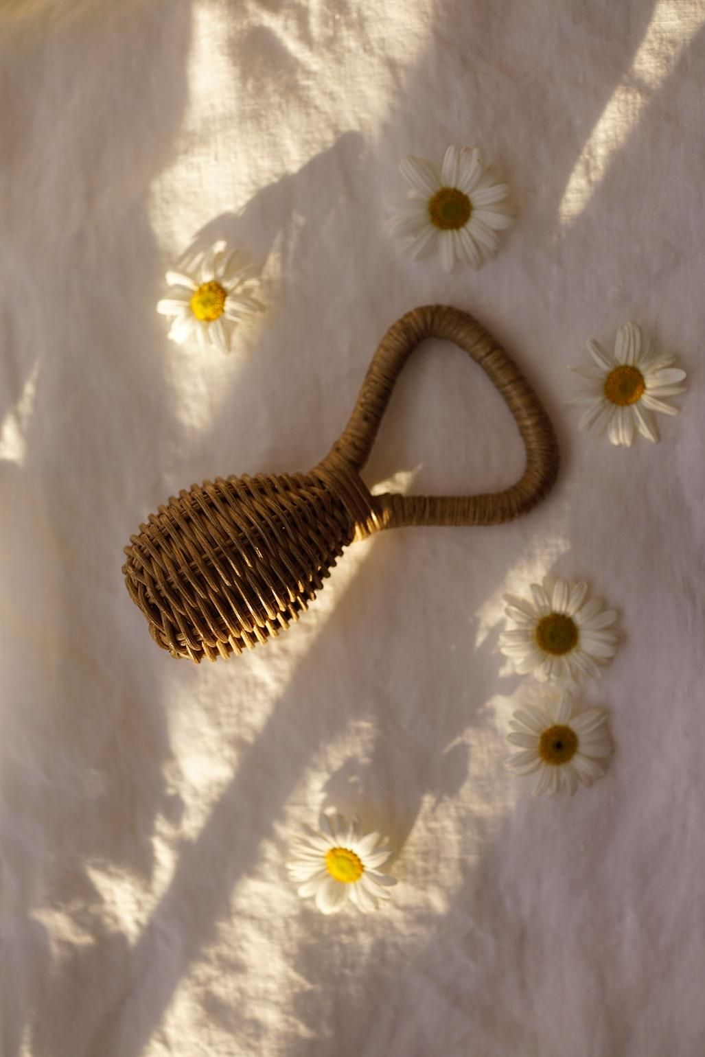 Sonajero de ratán, de Zara Home