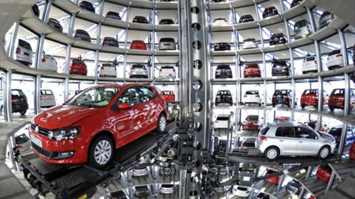 Exposición de vehículos en la sede central de Volkswagen.