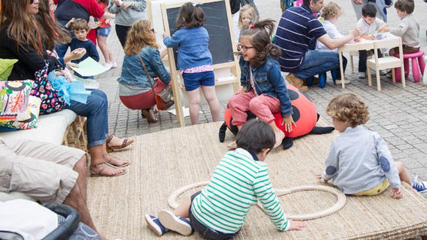 Niños en el San Xoán Pequeniño de 2015.