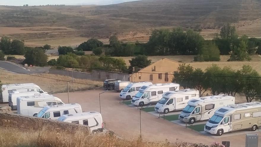 Parquin de autocaravanas de Trasmoz.