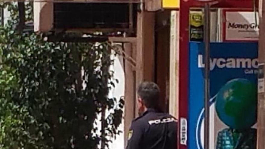 Detenido en San Antón por robos con violencia en casas en el centro