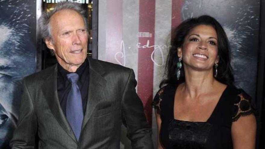 lint Eastwood y Dina Ruiz.