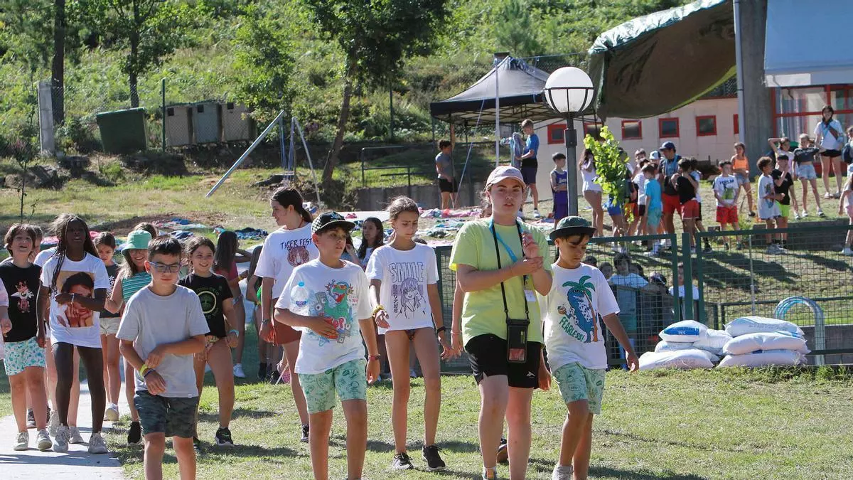La Xunta abre plazo para que las familias apunten a sus hijos en los campamentos de verano: tiempos, precios y oferta