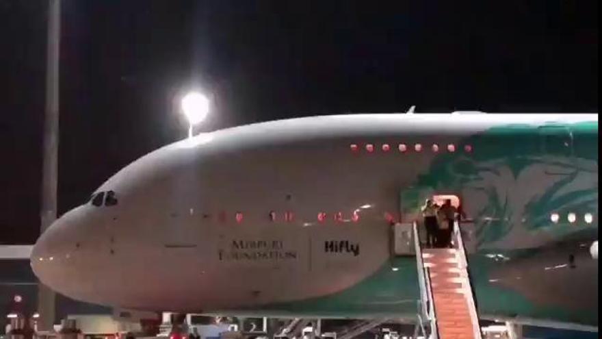 La crisis de Thomas Cook trae a Gran Canaria el avión más grande del mundo