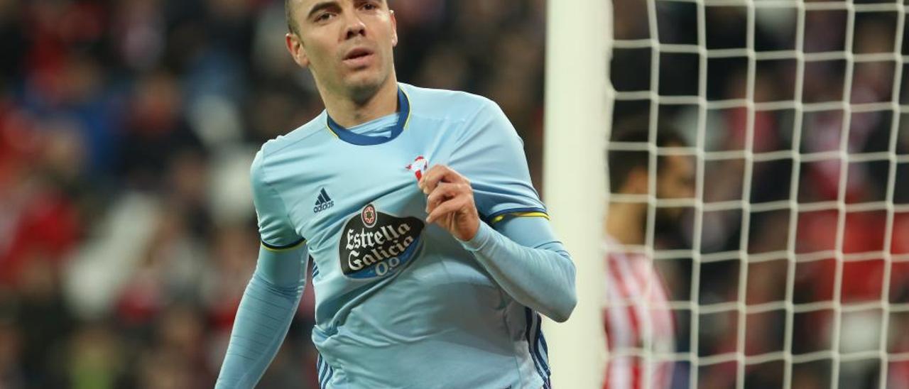 Aspas celebra un gol ante el Athletic. // LOF