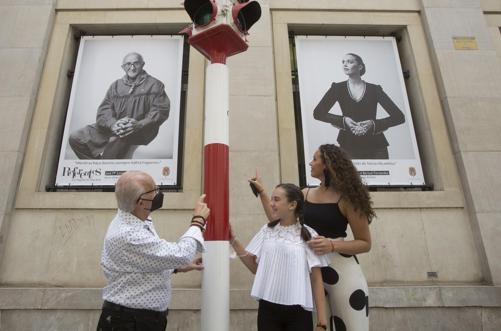 Homenaje a trece profesionales de las Hogueras en la muestra fotográfica "Referentes"