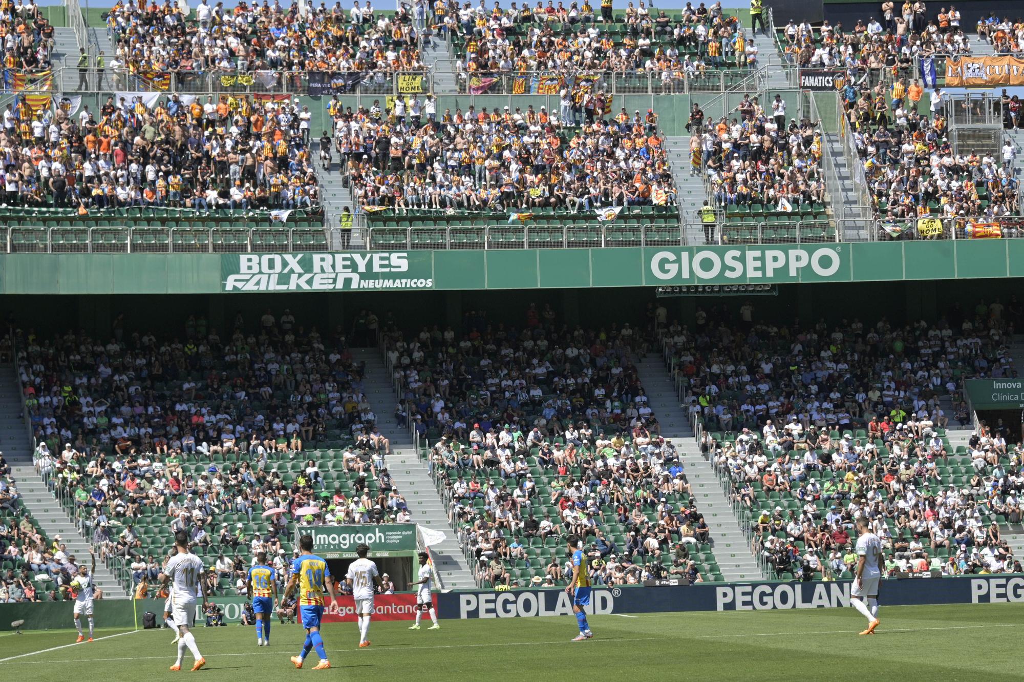 El Elche pone la alfombra al Valencia (0-2)