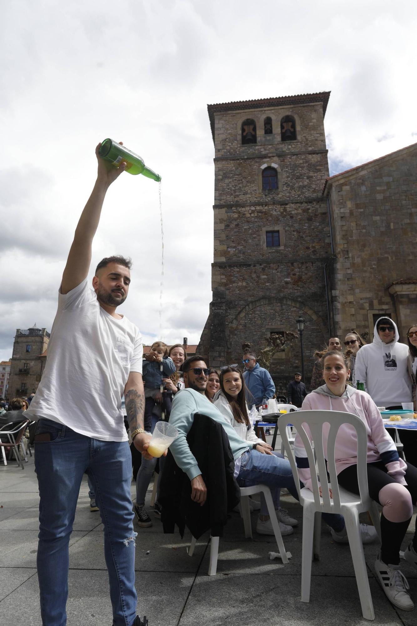 EN IMÁGENES: el ambiente en la Comida en la Calle de Avilés