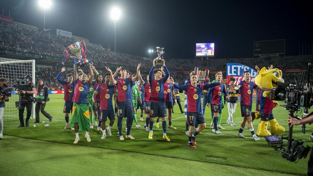 El Barça de Flick se va de Montjuïc celebrando su hegemonía en España