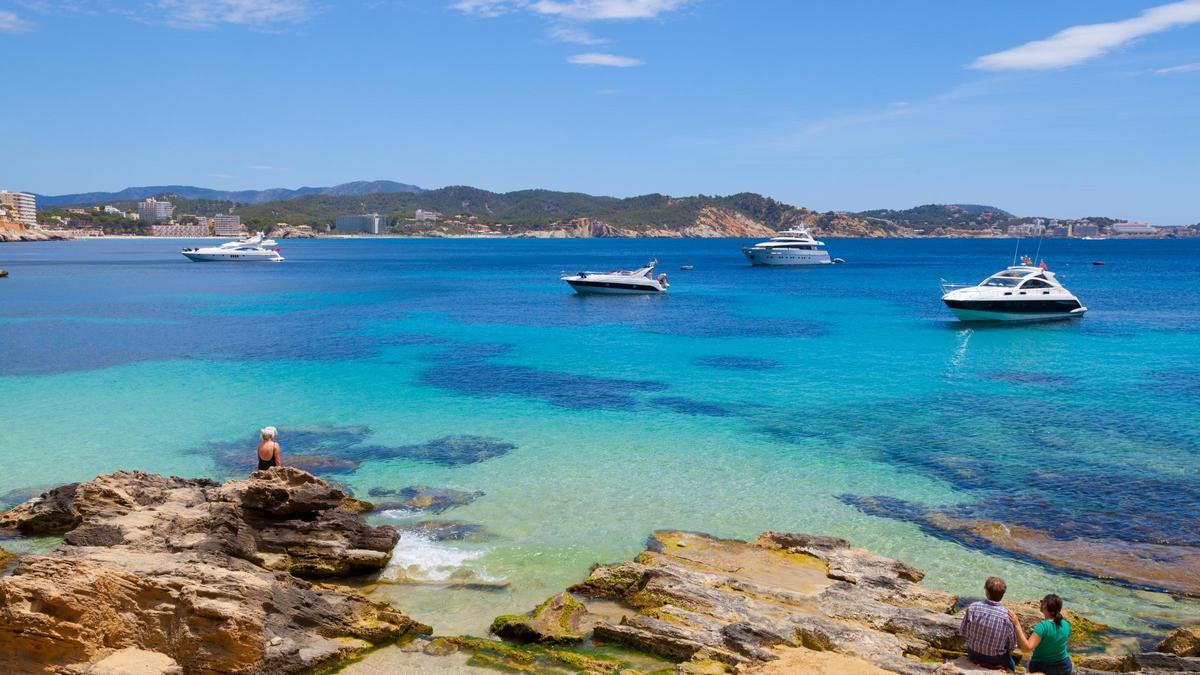 Cala Fornells, en Peguera (Calvià)