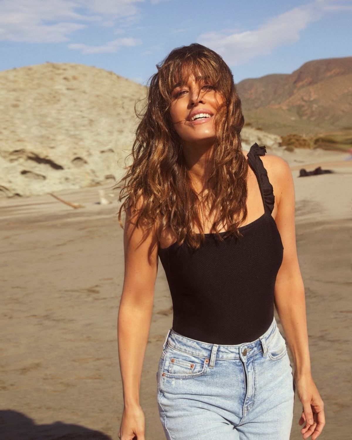 Isabel Jiménez en la playa