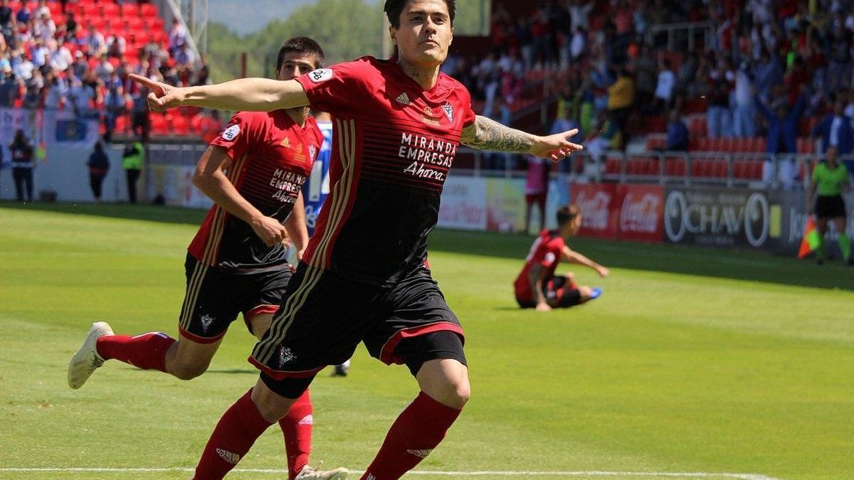 El grupo 4 de Segunda B se queda sin ascensos