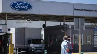 La patronal y la CEV celebran el nuevo vehículo para Ford, que rebaja "la incertidumbre"