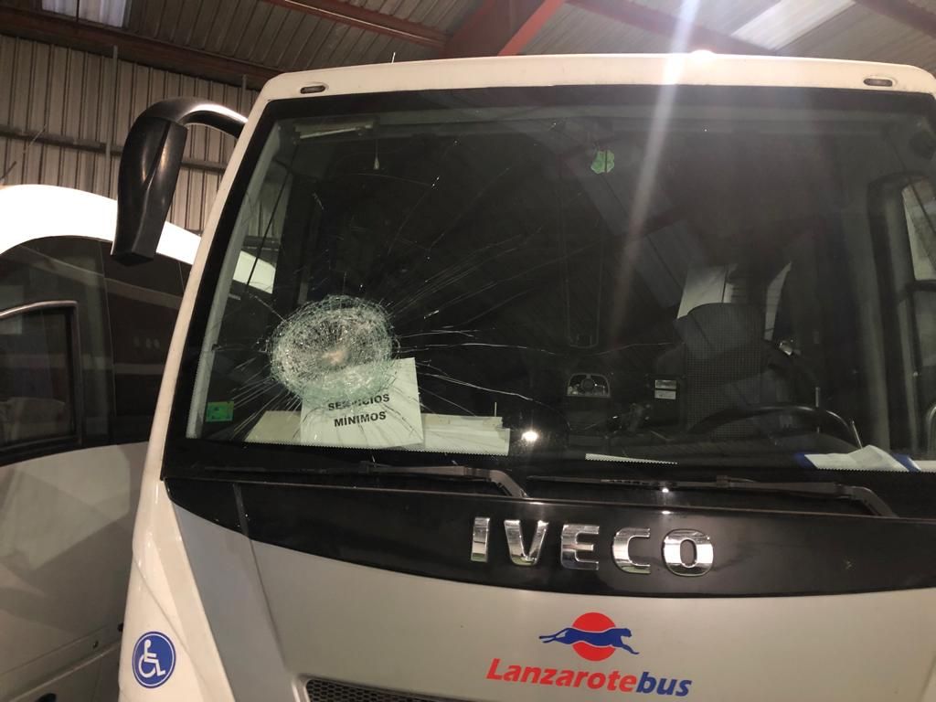 Actos vandálicos contra siete guaguas de Lanzarote Bus