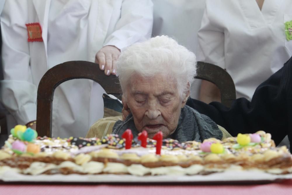 Josefa Álvarez, 111 años cantando