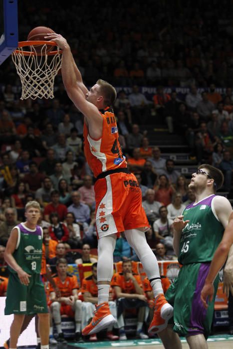 Las mejores imágenes del Valencia Basket - Unicaja Málaga