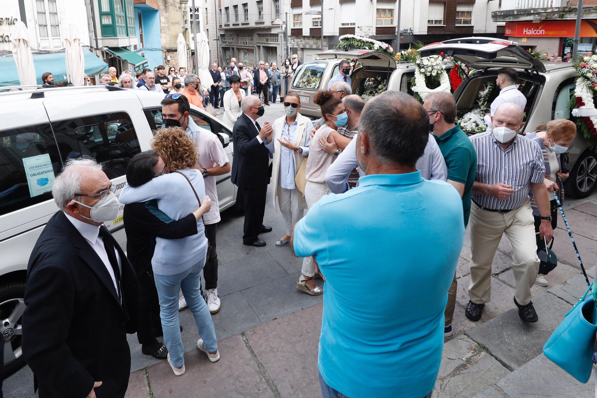 Grado despide a Eduardo Suárez en un multitudinario funeral