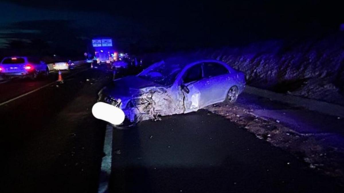 Un coche kamikaze provoca un accidente en Lanzarote