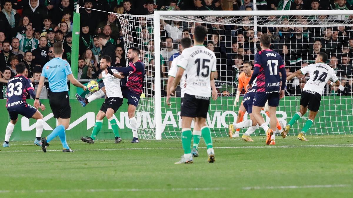 En imágenes: así fue el partido entre Racing y Sporting en El Sardinero