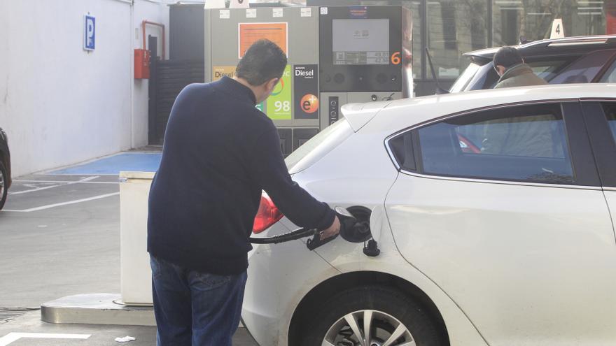 ¿A cuánto está el precio de la gasolina y el gasoil en Las Palmas, hoy domingo?